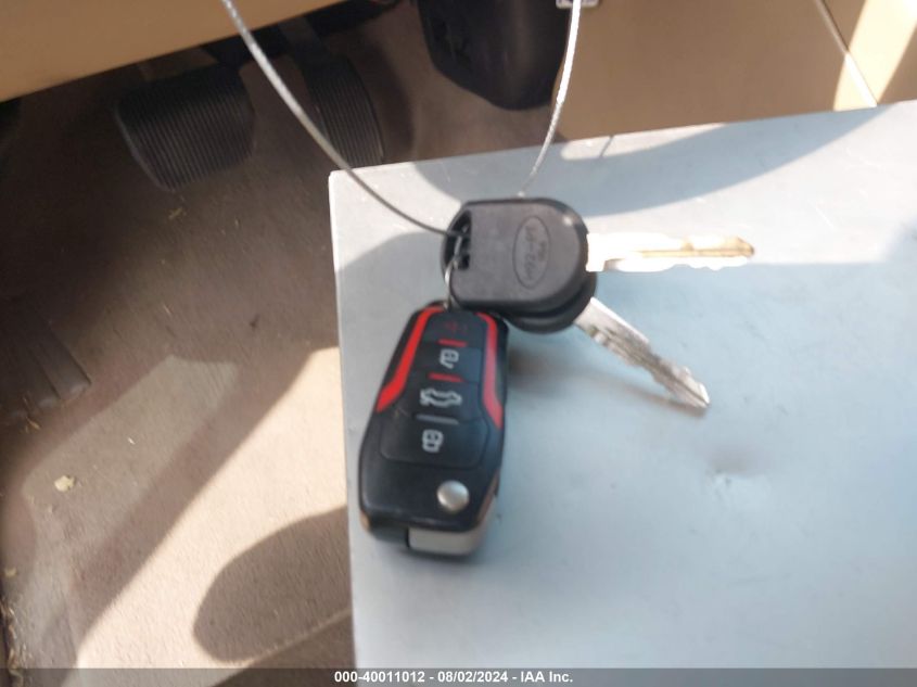 2004 Ford Expedition Eddie Bauer VIN: 1FMRU17W44LA43185 Lot: 40011012