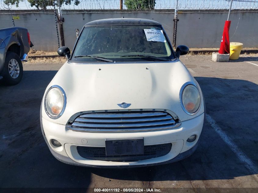 2011 Mini Cooper VIN: WMWSU3C5XBT095963 Lot: 40011192