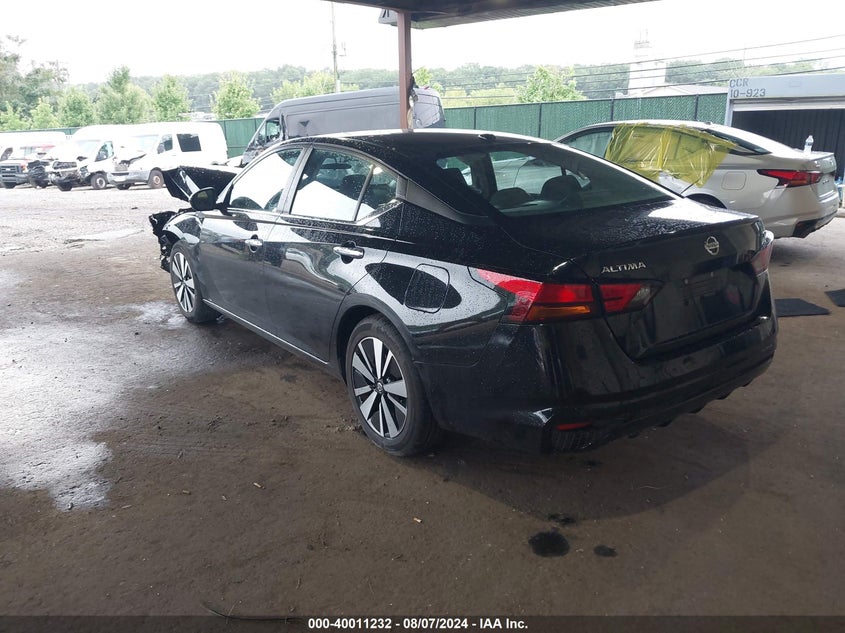 2022 NISSAN ALTIMA VIN: 3CZRU6H51JM104102