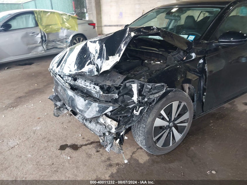 2022 NISSAN ALTIMA VIN: 3CZRU6H51JM104102