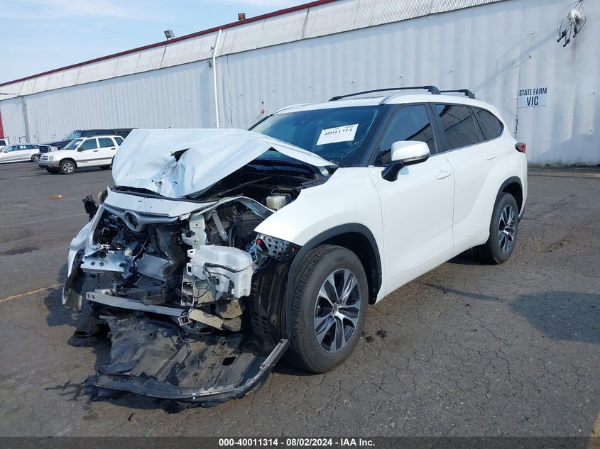 VIN 5TDKDRAH9PS504785 2023 TOYOTA HIGHLANDER L/LE/XLE/LIMITED/PLATINUM/XSE