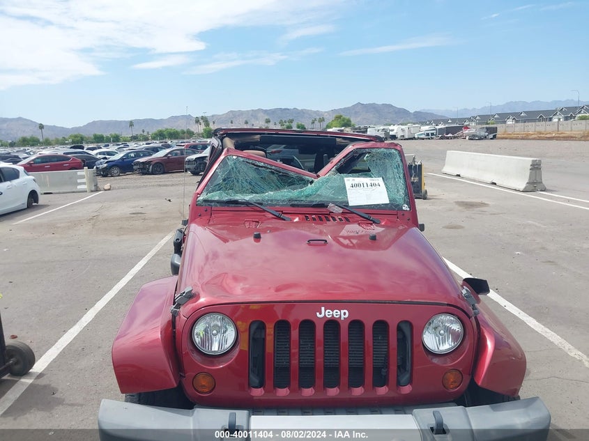 2012 Jeep Wrangler Unlimited Sahara VIN: 1C4BJWEG8CL192480 Lot: 40011404