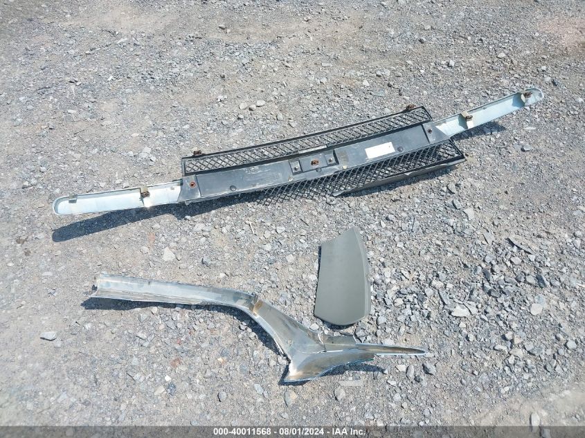 2002 Chevrolet Trailblazer Lt VIN: 1GNDT13SX22180985 Lot: 40011568