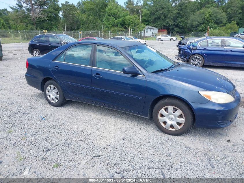 2004 Toyota Camry Le VIN: 4T1BE32K04U298778 Lot: 40011593