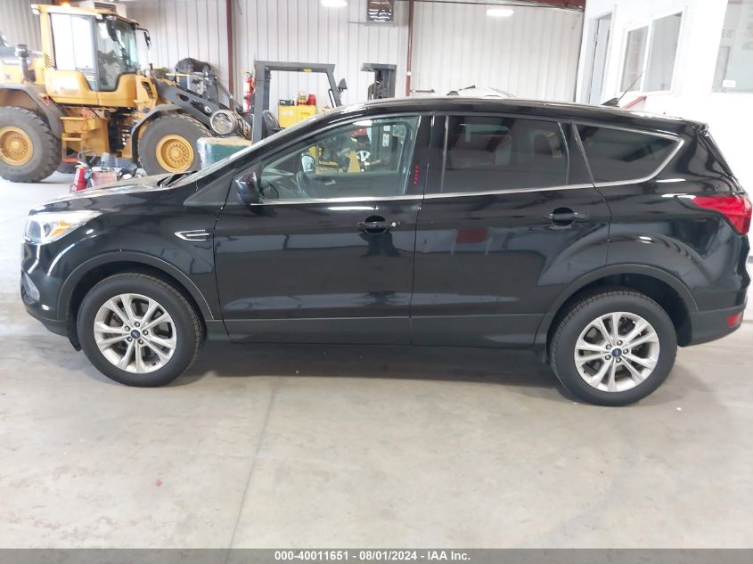 2019 Ford Escape Se VIN: 1FMCU9GD6KUA63240 Lot: 40011651