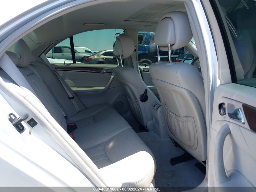 2007 Mercedes-Benz C 280 Luxury 4Matic VIN: WDBRF92H87F854625 Lot: 40011667