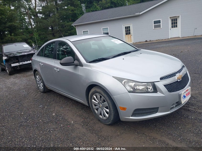 2011 CHEVROLET CRUZE VIN: 5YFBPMBE2NP376782