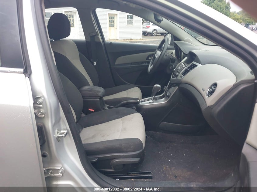 2011 CHEVROLET CRUZE VIN: 5YFBPMBE2NP376782