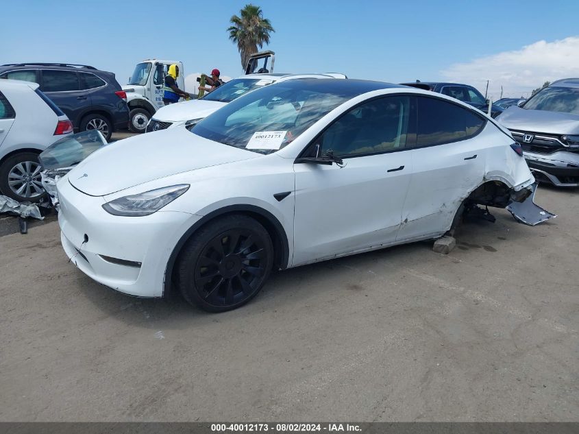 5YJYGDEDXMF107503 2021 TESLA MODEL Y - Image 2