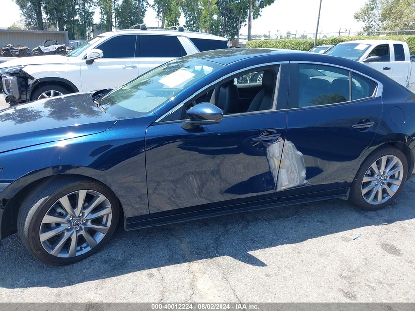 2023 Mazda Mazda3 2.5 S Select VIN: 3MZBPABM3PM357882 Lot: 40012224