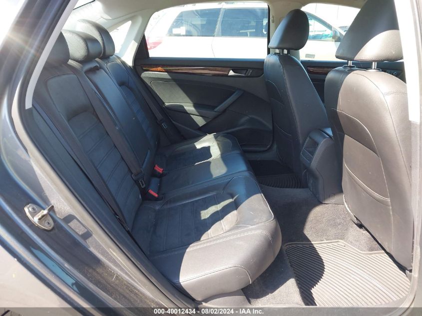 2012 Volkswagen Passat 2.5L Sel Premium VIN: 1VWCP7A35CC081071 Lot: 40012434