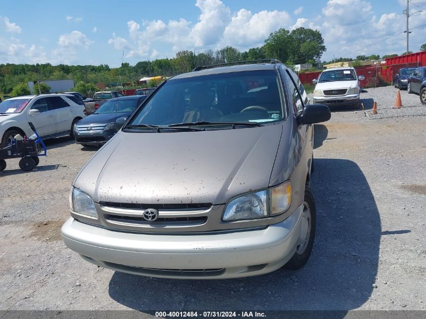 1998 Toyota Sienna Xle VIN: 4T3ZF13C6WU032084 Lot: 40012484