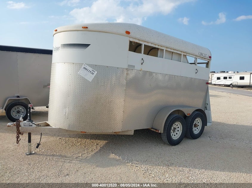 2003 CIRCLE J CRUISER HORSE TRAILE VIN: JF1ZCAC16D1608085