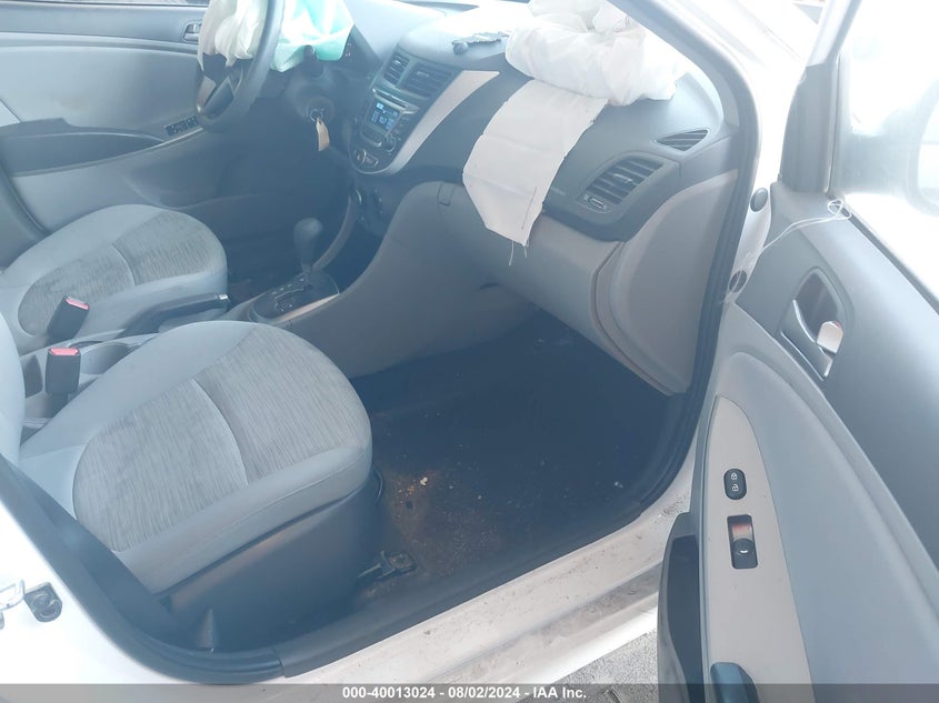 2016 HYUNDAI ACCENT SE - KMHCT5AE0GU280013