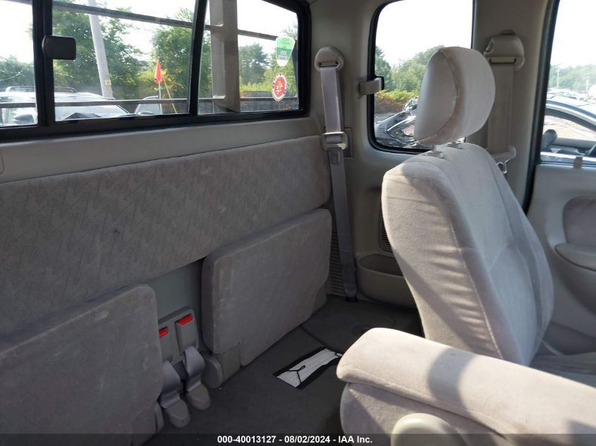 2004 Toyota Tacoma VIN: 5TEWM72N74Z438598 Lot: 40013127