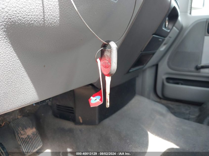 2005 Ford F-150 Stx/Xl/Xlt VIN: 1FTRX12W45NB74965 Lot: 40013129