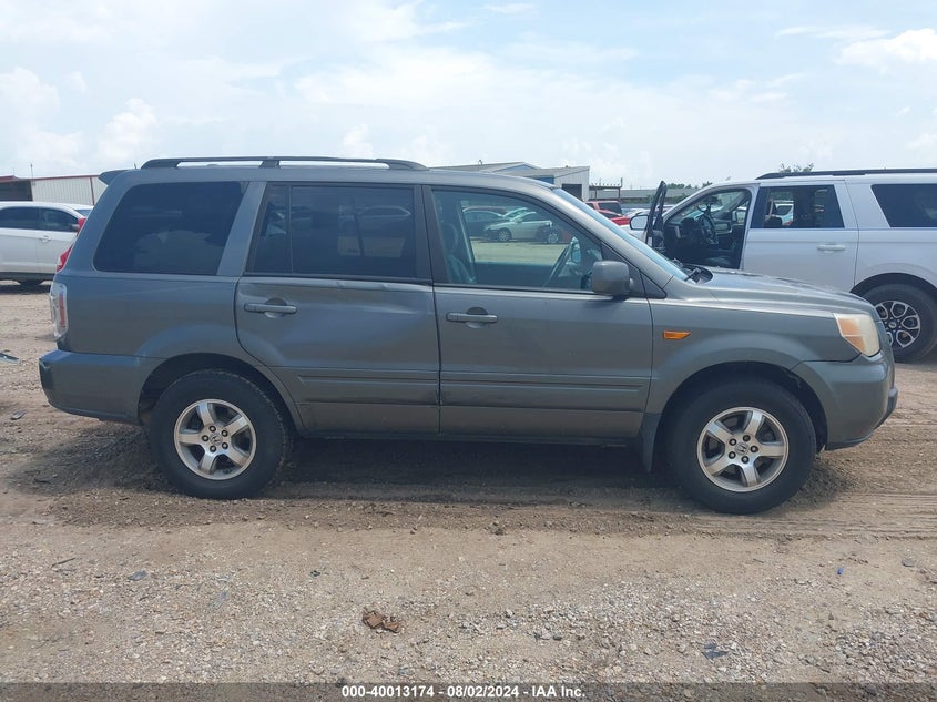 2008 Honda Pilot Se VIN: 5FNYF28368B010959 Lot: 40013174
