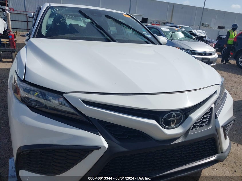 2022 TOYOTA CAMRY SE/SE NIGHT SHADE - 4T1G11AK1NU717536