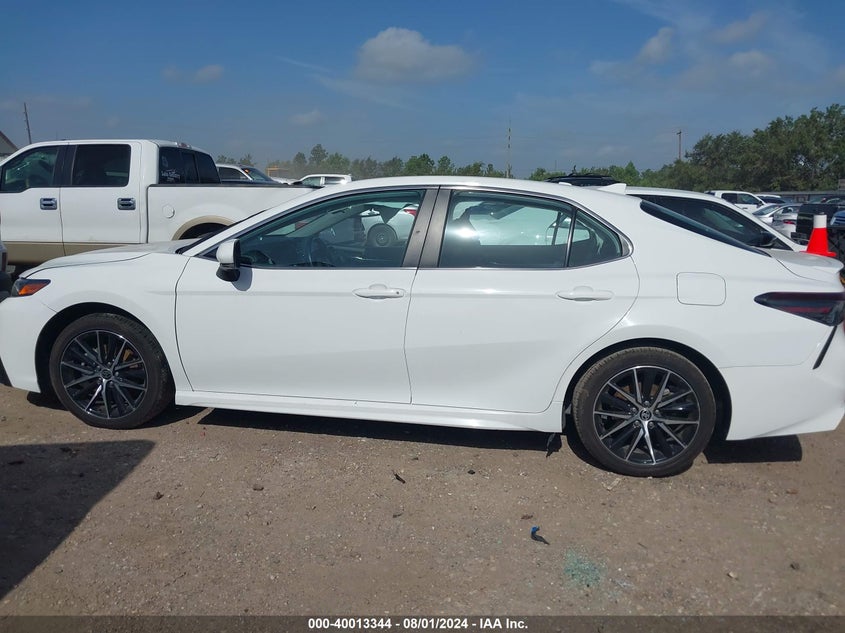 2022 TOYOTA CAMRY SE/SE NIGHT SHADE - 4T1G11AK1NU717536