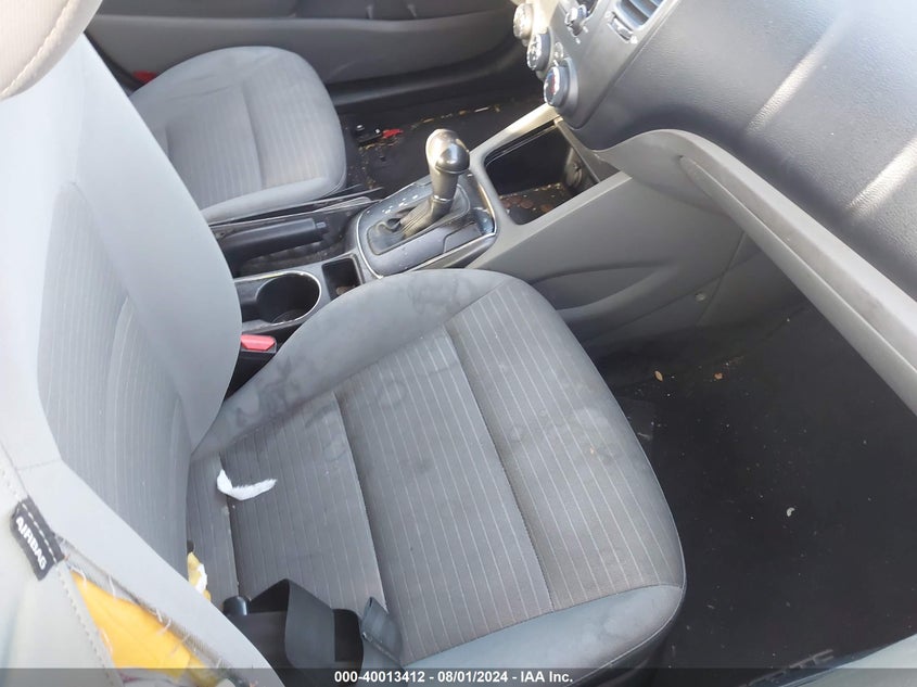 2017 KIA FORTE LX - 3KPFL4A74HE096397