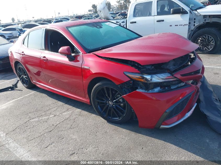 4T1K31AK2MU022596 2021 TOYOTA CAMRY - Image 1