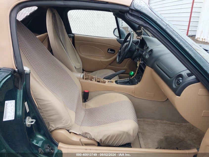 2002 Mazda Mx-5 Miata Cloth/Ls/Se VIN: JM1NB353020224022 Lot: 40013749