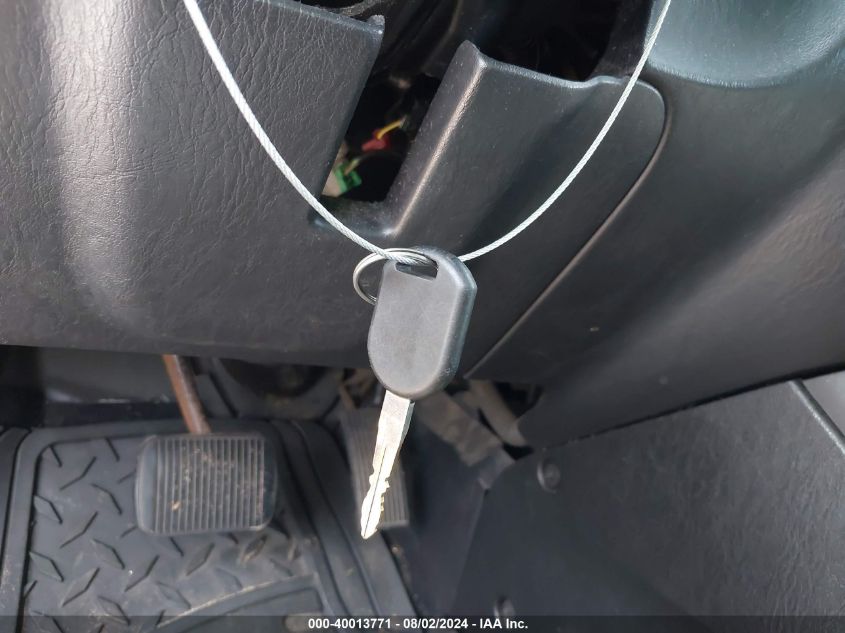 2005 Ford Escape Limited VIN: 1FMCU04145KA90099 Lot: 40013771