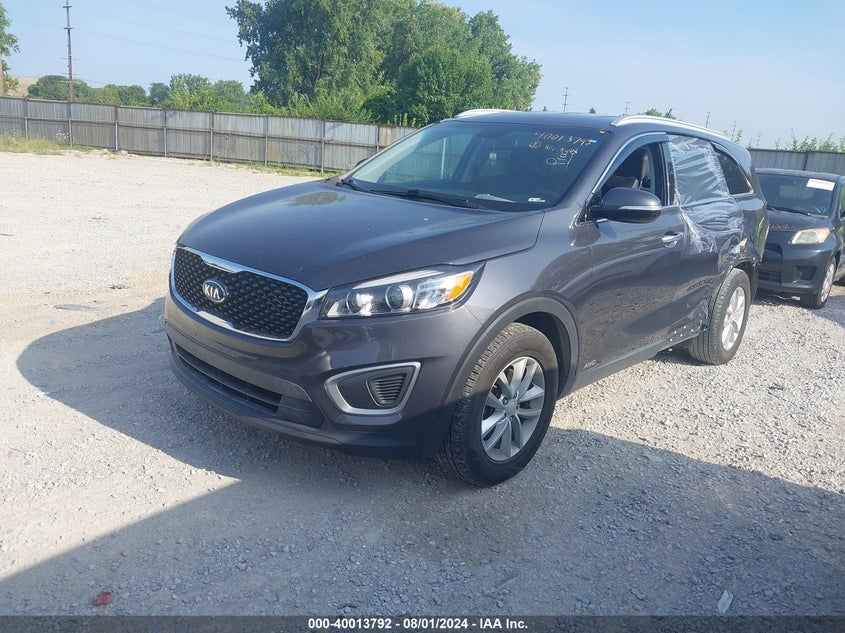 2016 KIA SORENTO VIN: 2T1BURHE6EC081505