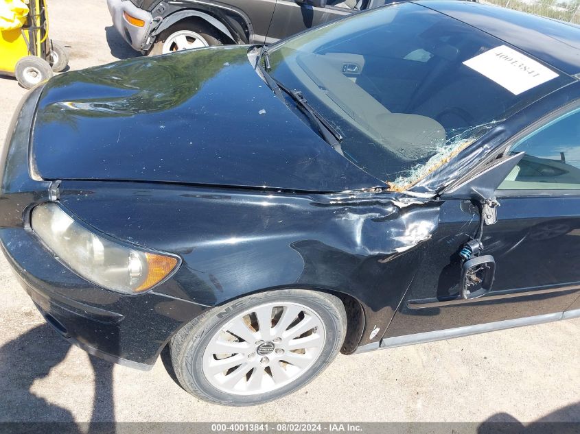 2005 VOLVO V50 VIN: KMHD84LF9JU647939