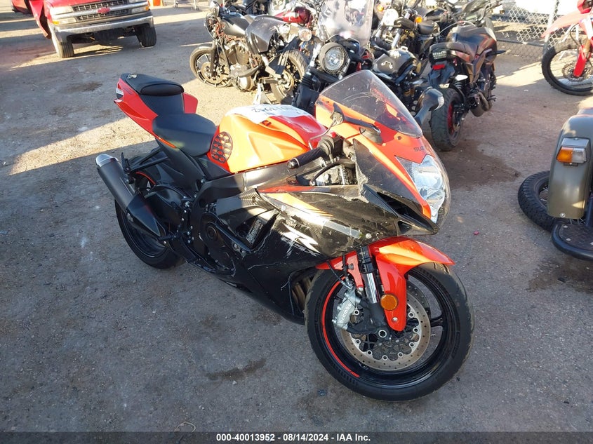 2022 SUZUKI GSX-R600  (VIN: JS1GN7FA2N7100912)