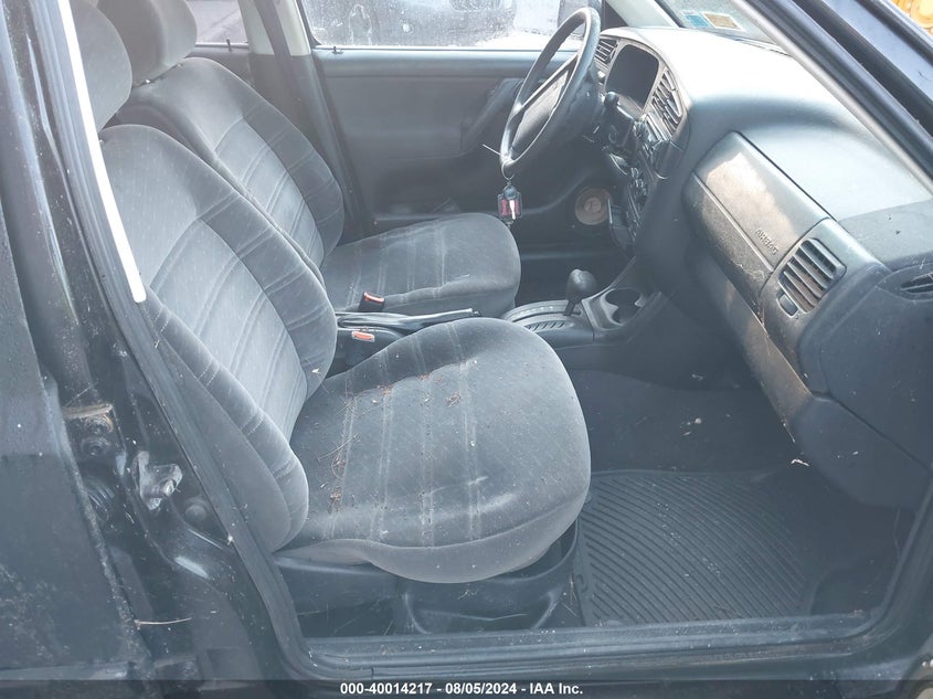1996 VOLKSWAGEN JETTA VIN: JN8AY2NEXH9701573
