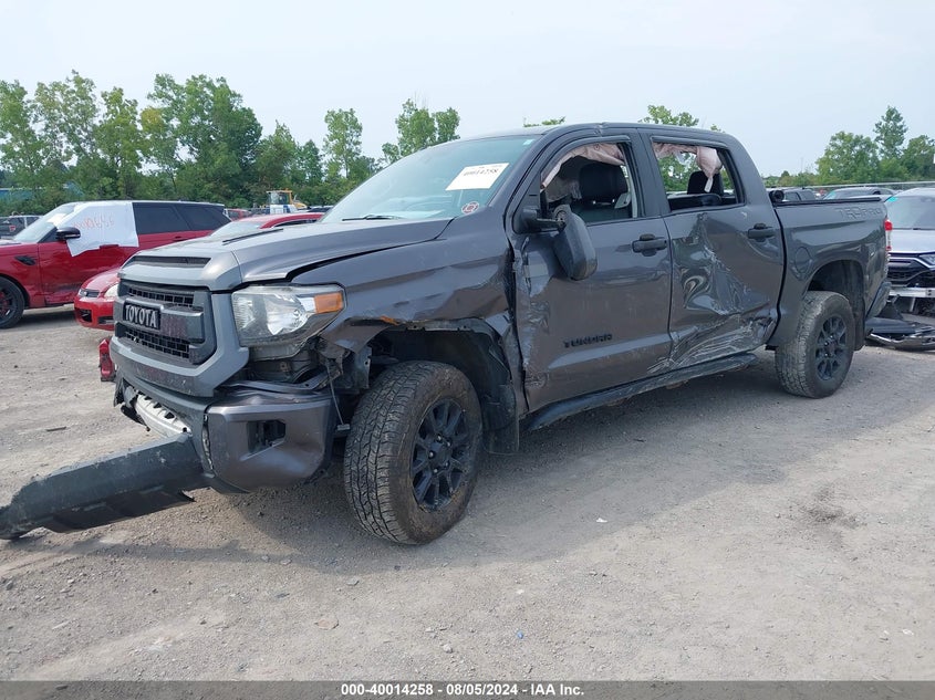 2016 TOYOTA TUNDRA CREWMAX SR5/TRD PRO - 5TFDW5F18GX521000