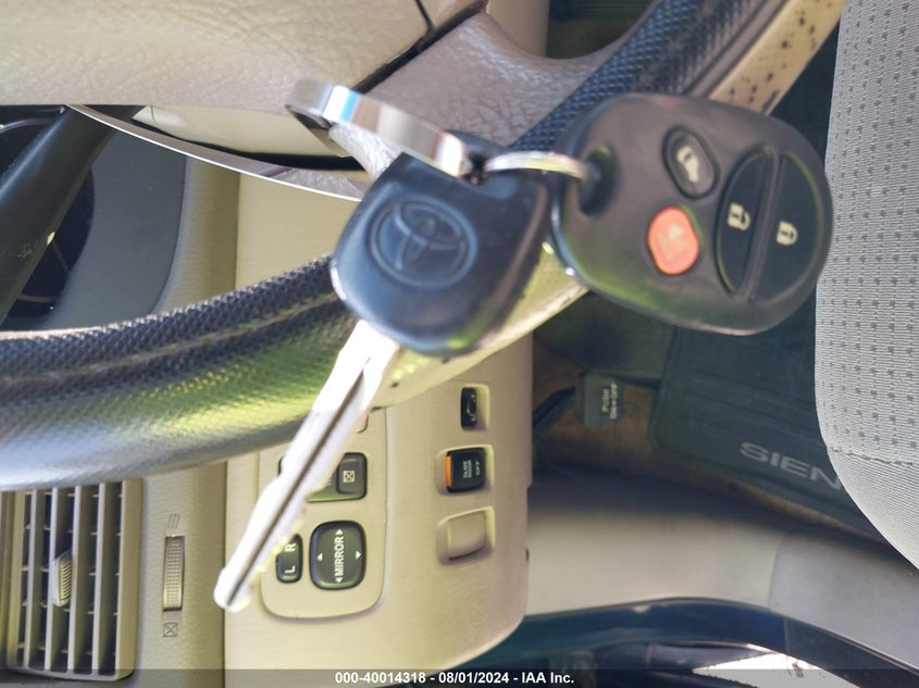 2006 Toyota Sienna Ce/Le VIN: 5TDZA23C16S508358 Lot: 40014318