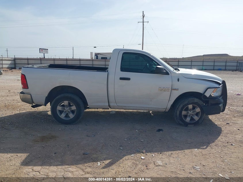 2015 RAM 1500 VIN: 2C3CDXHG3NH132656