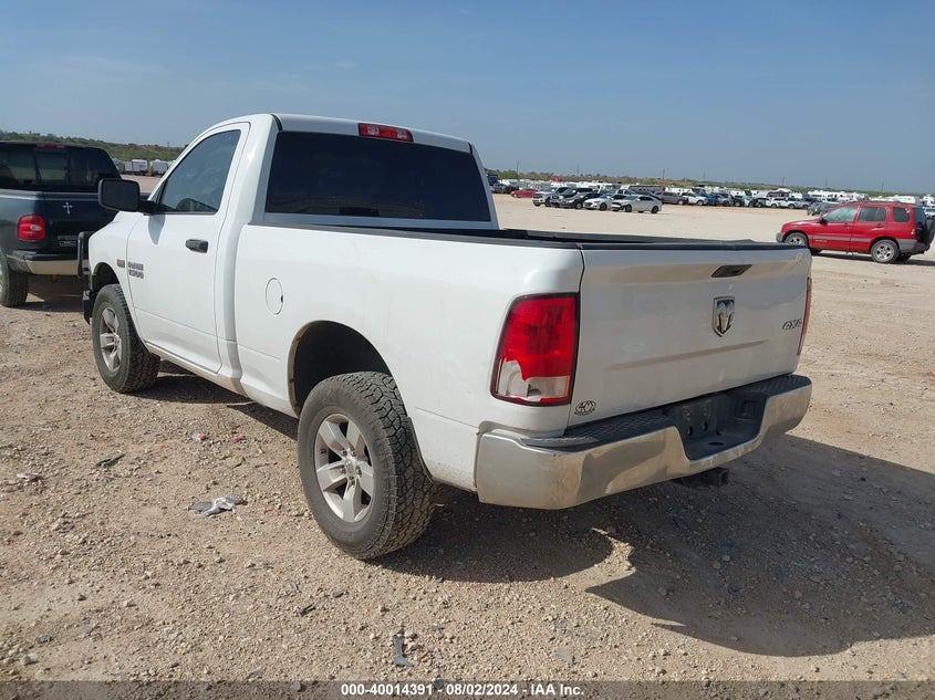 2015 RAM 1500 VIN: 2C3CDXHG3NH132656
