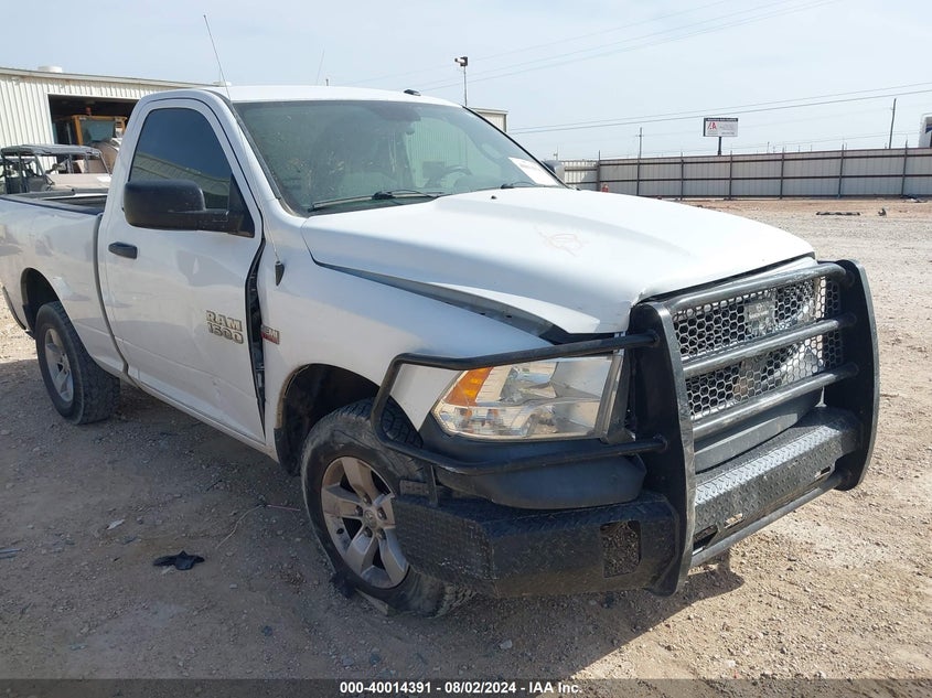 2015 RAM 1500 VIN: 2C3CDXHG3NH132656