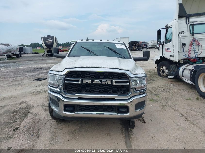 2019 Ram 3500 Tradesman 4X4 8' Box VIN: 3C63RRGL3KG668386 Lot: 40014492