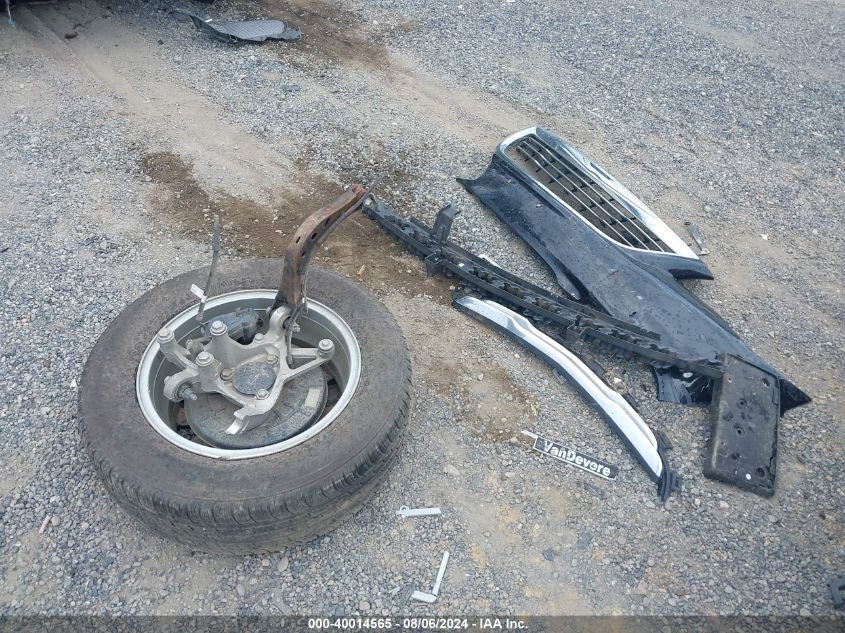 2019 Chevrolet Equinox Lt VIN: 2GNAXKEV5K6186068 Lot: 40014565