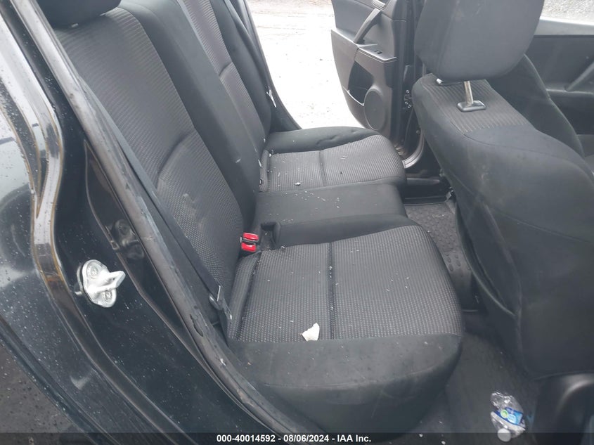 2013 MAZDA MAZDA3 I SPORT - JM1BL1U87D1708946