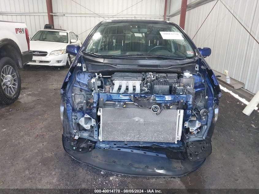 2011 HONDA FIT VIN: 2HNYD2H73BH004671