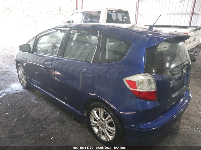 2011 HONDA FIT VIN: 2HNYD2H73BH004671