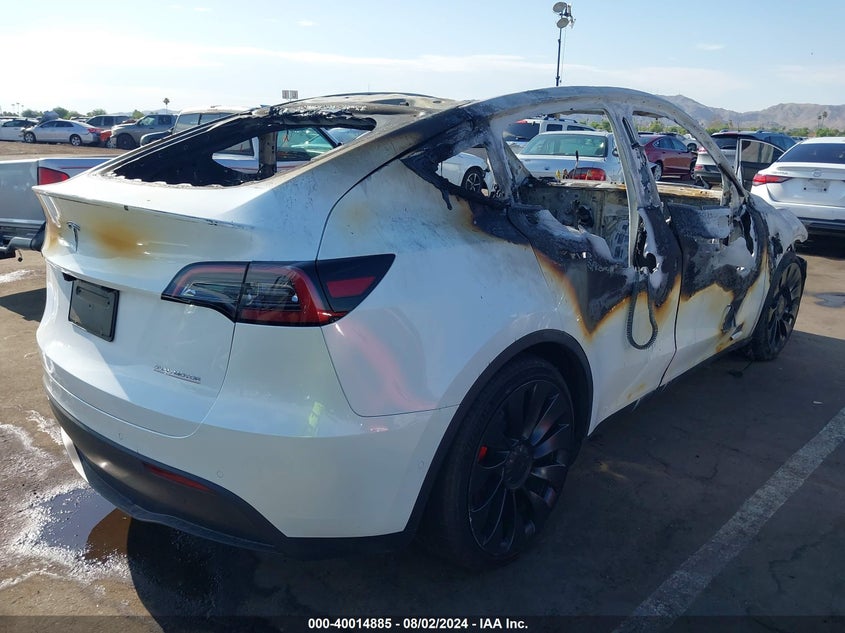 VIN 7SAYGDEF2NF537015 2022 TESLA MODEL Y PERFORMANCE DUAL MOTOR ALL-WHEEL DRIVE