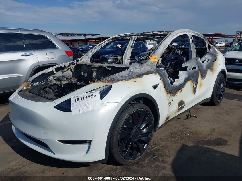 VIN 7SAYGDEF2NF537015 2022 TESLA MODEL Y PERFORMANCE DUAL MOTOR ALL-WHEEL DRIVE
