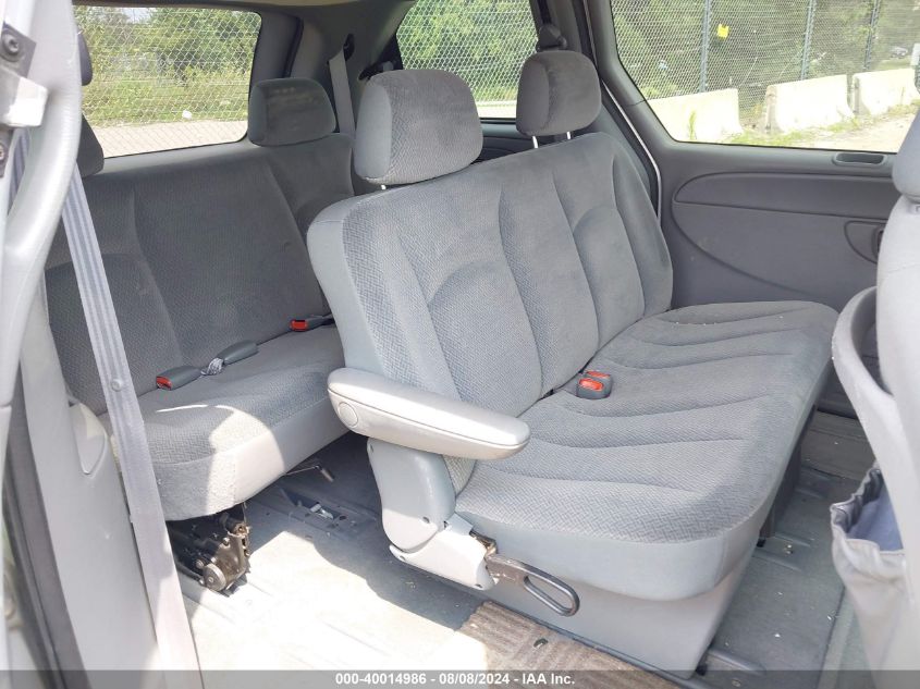 2004 Chrysler Town & Country VIN: 1C4GP45R54B579912 Lot: 40014986