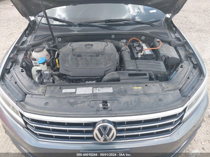 1VWBA7A31JC044190 2018 Volkswagen Passat 2.0T Se