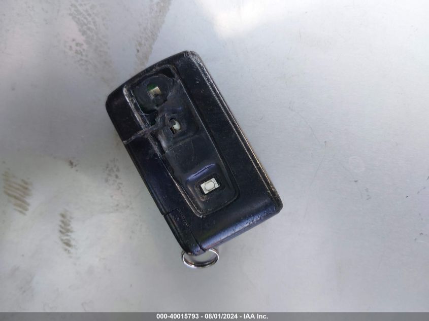 2004 Toyota Prius VIN: JTDKB20U440065215 Lot: 40015793