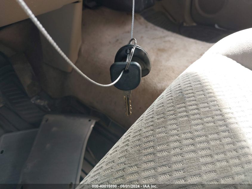 2007 Chevrolet Suburban 1500 Ls VIN: 1GNFC16067R232288 Lot: 40015898