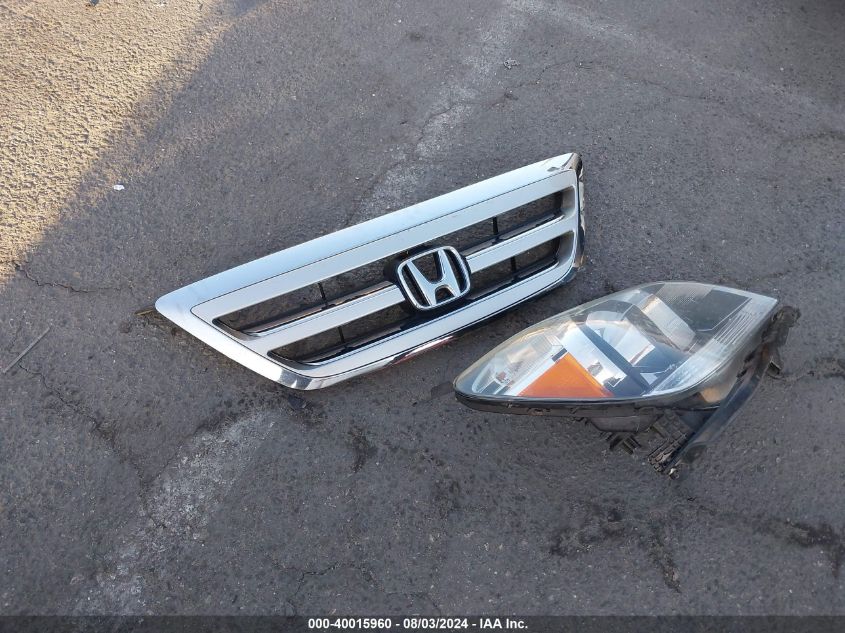 2005 Honda Odyssey Touring VIN: 5FNRL38855B133324 Lot: 40015960