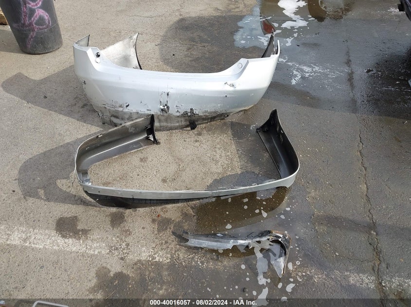 2010 Toyota Camry Se VIN: 4T1BF3EKXAU037713 Lot: 40016057