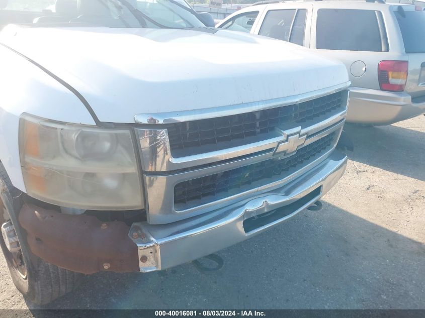 2008 Chevrolet Silverado 2500Hd Work Truck VIN: 1GCHC29698E171356 Lot: 40016081